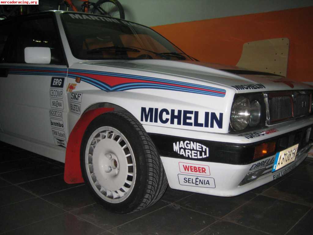 Lancia delta hf integrale 16v dec. martini