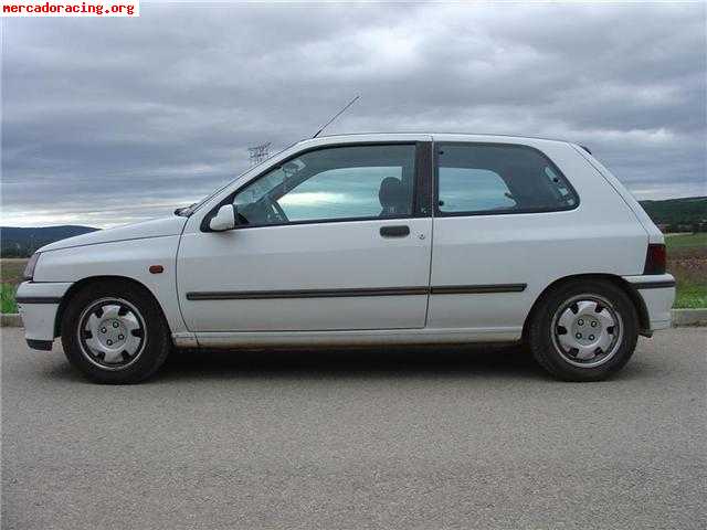 Vendo clio 16v o cambio por furgoneta o clásico popular
