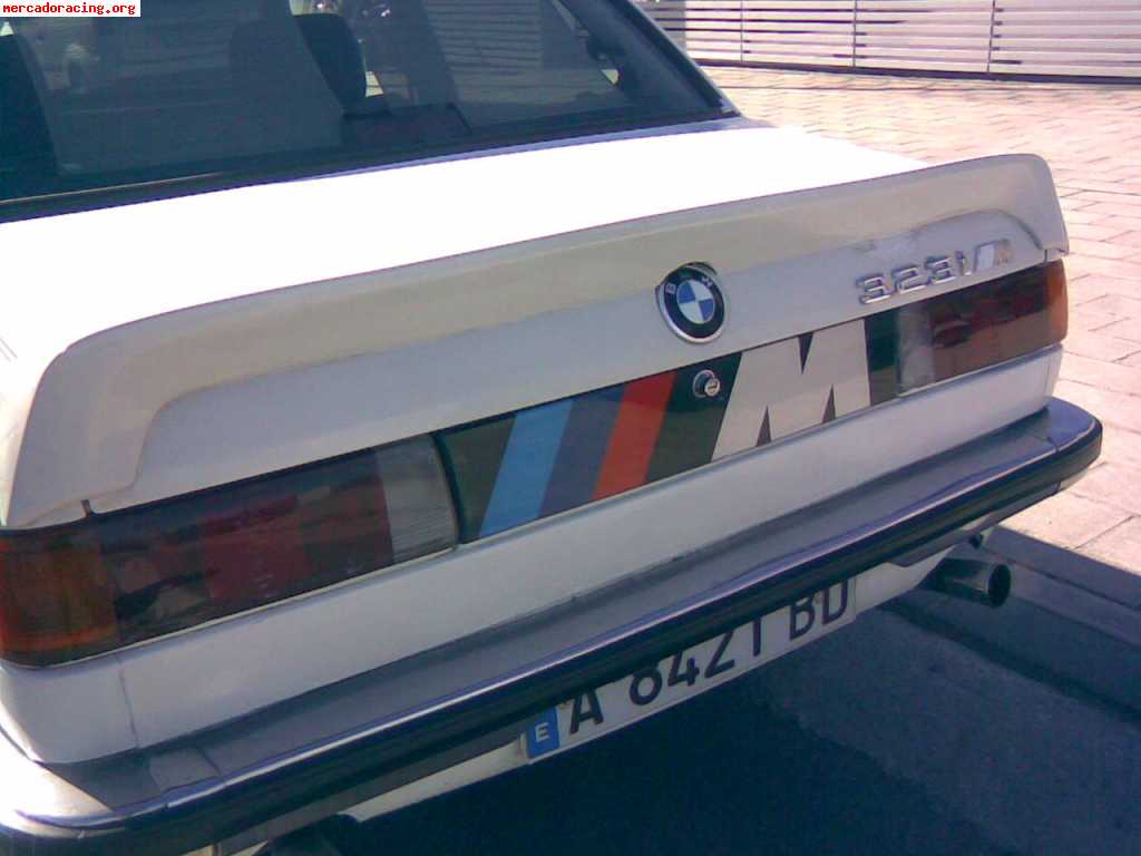 Vendo bmw 323i e21