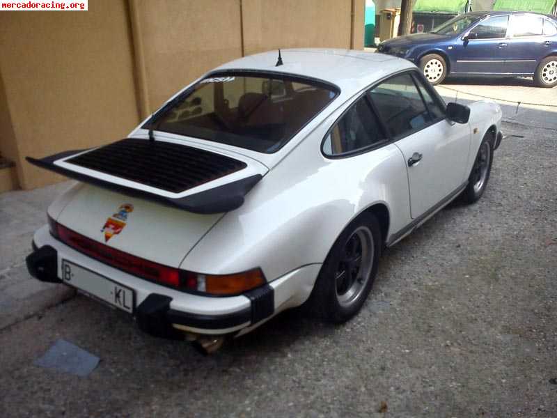 Porsche 911 sc carrera blanco de 1983, 3.2 cc. y 241 hp