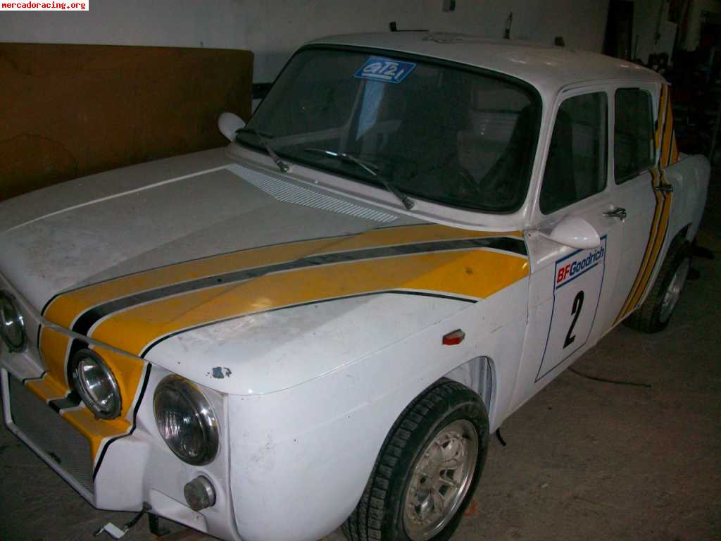 Se vende renault 8.