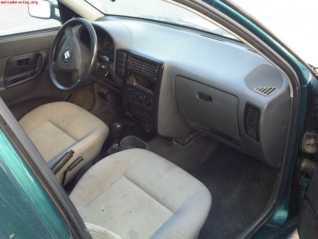 Vendo o cambio seat inca del 2000 motor sdi 1000€.