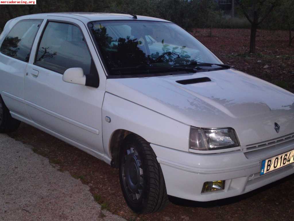 Renault clio 16v