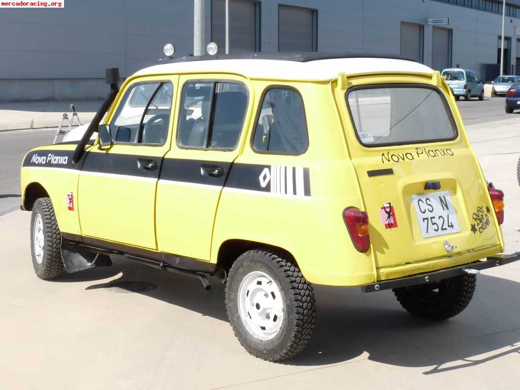 Renault 4 descapotable preparado para el desierto
