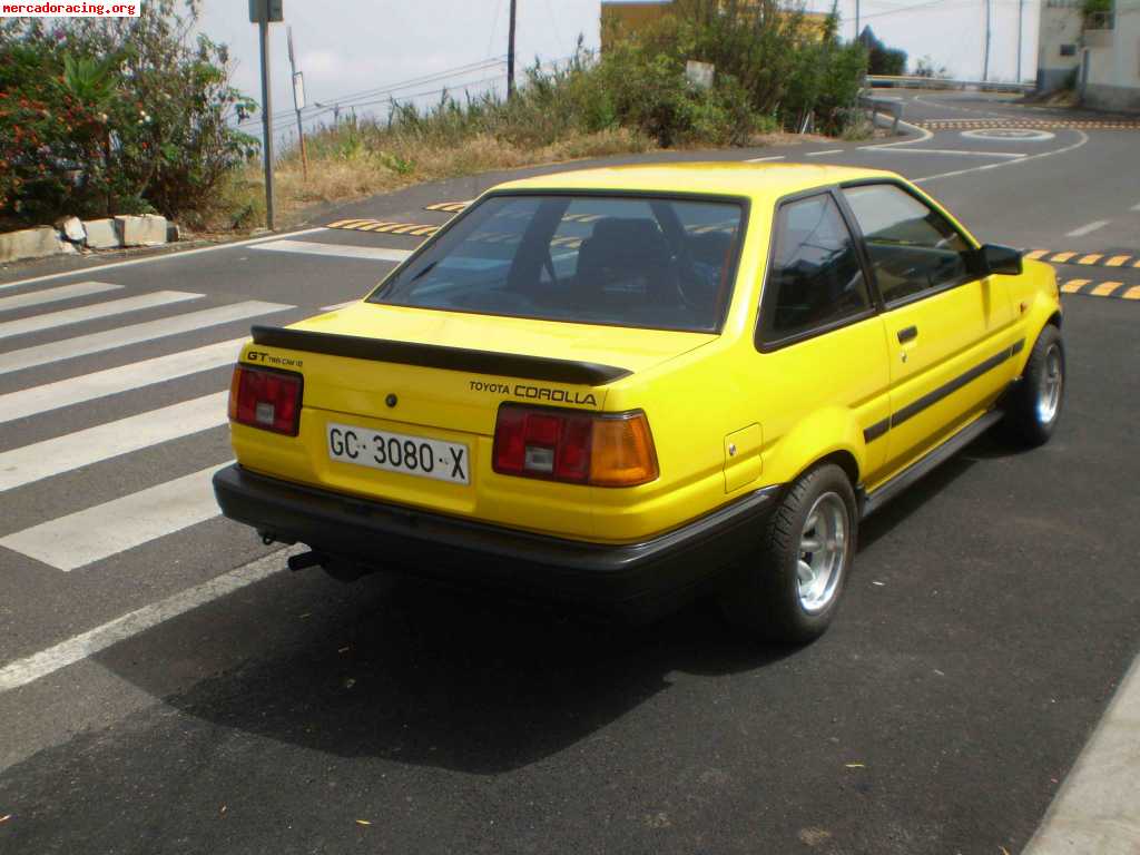 Toyota corolla twincam ae86