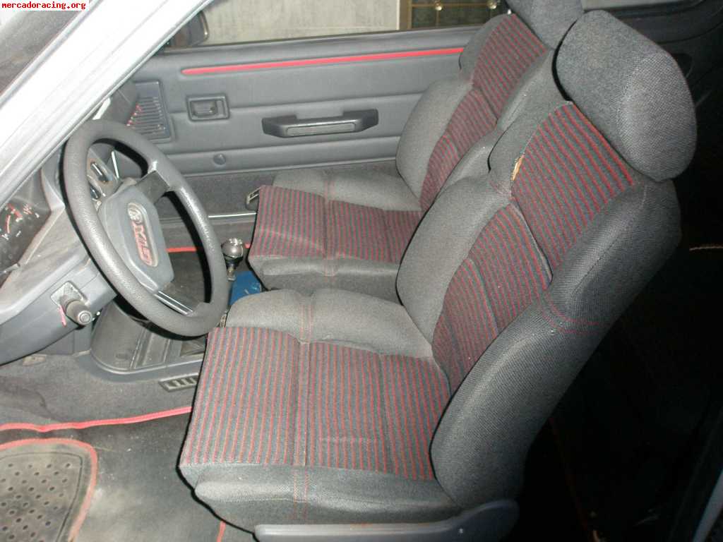 205 gtx con 75.000 km. reales por 850€