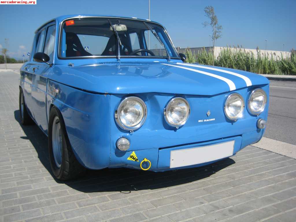 Renault r-8