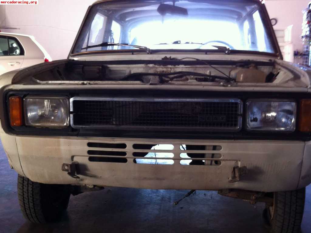 Seat 124fl y motor 1800cc.   1900€