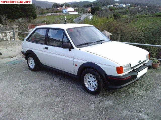 Vendo ford fiesta xr2 año 88