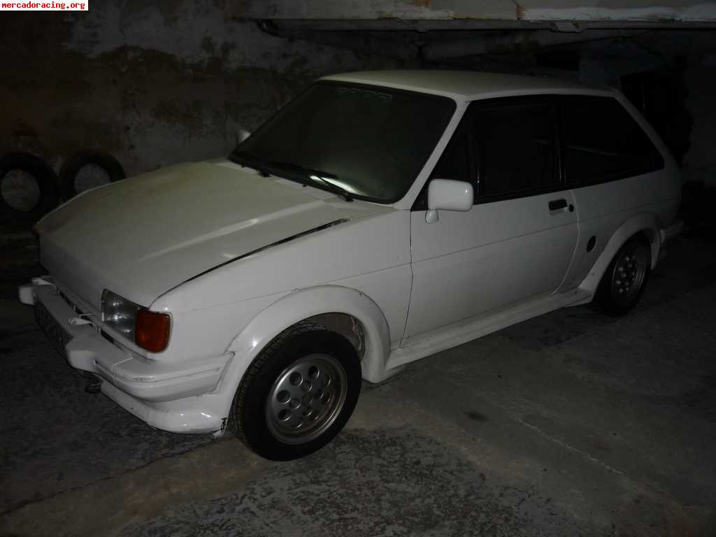 Vendo 2 ford fiesta xr2 mk2 y material de repuesto