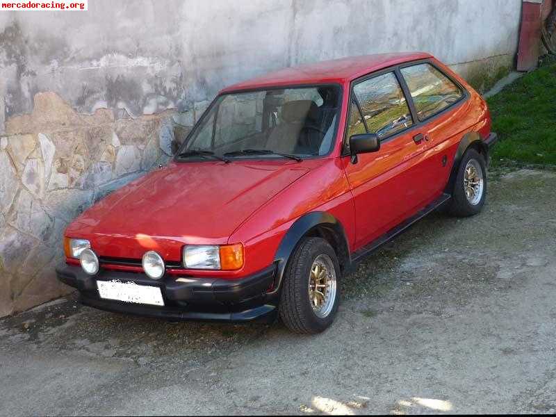 Vendo 2 ford fiesta xr2 mk2 y material de repuesto