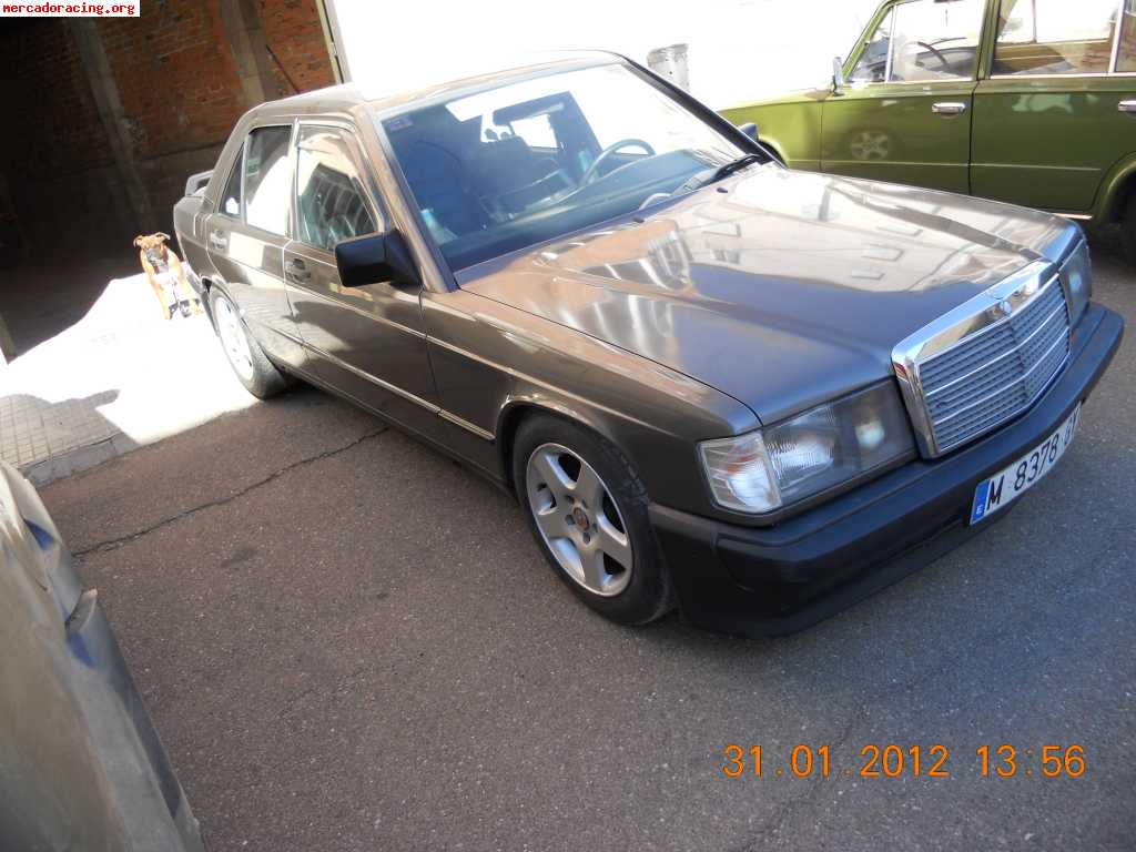 Se vende o se cambia mercedes 190e