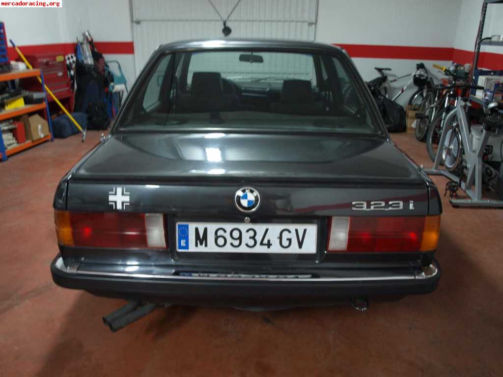 Bmw 323i e30 4 puertas