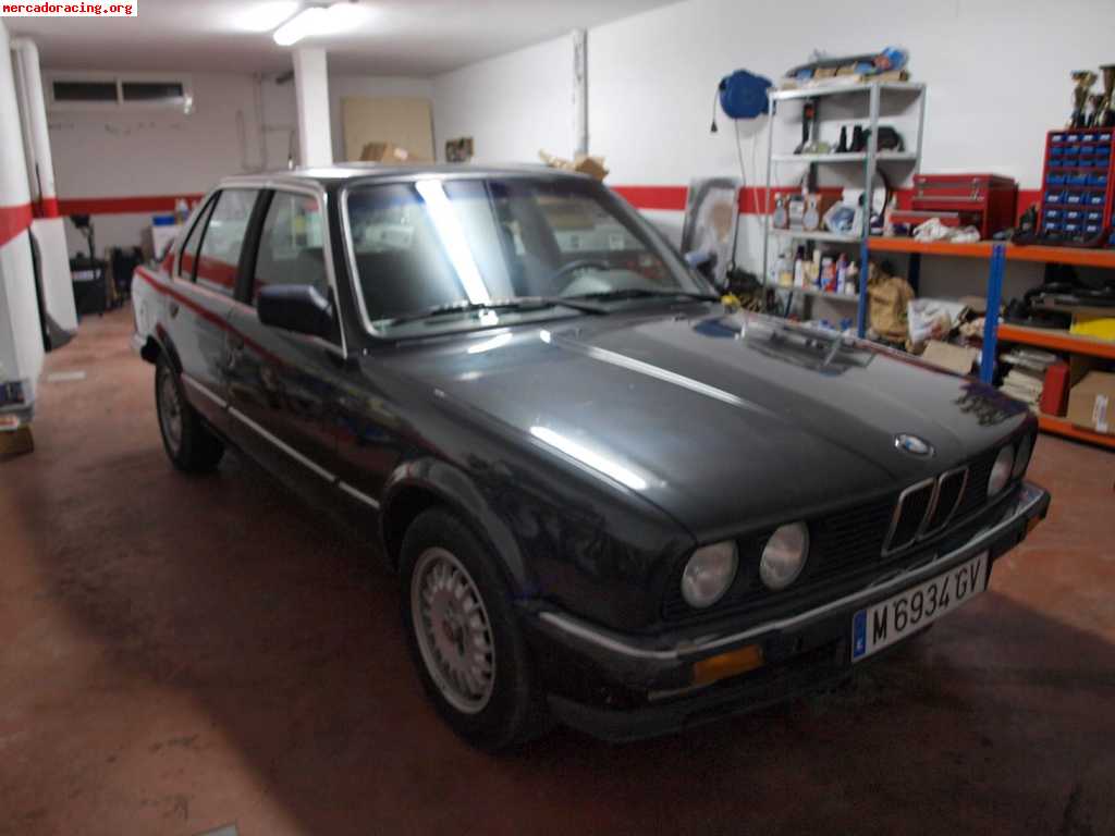 Bmw 323i e30 4 puertas