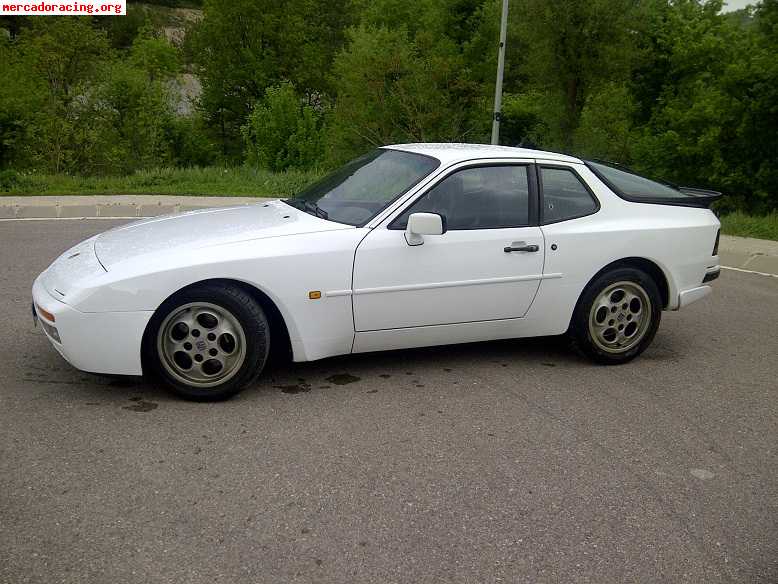 Porsche 944 turbo