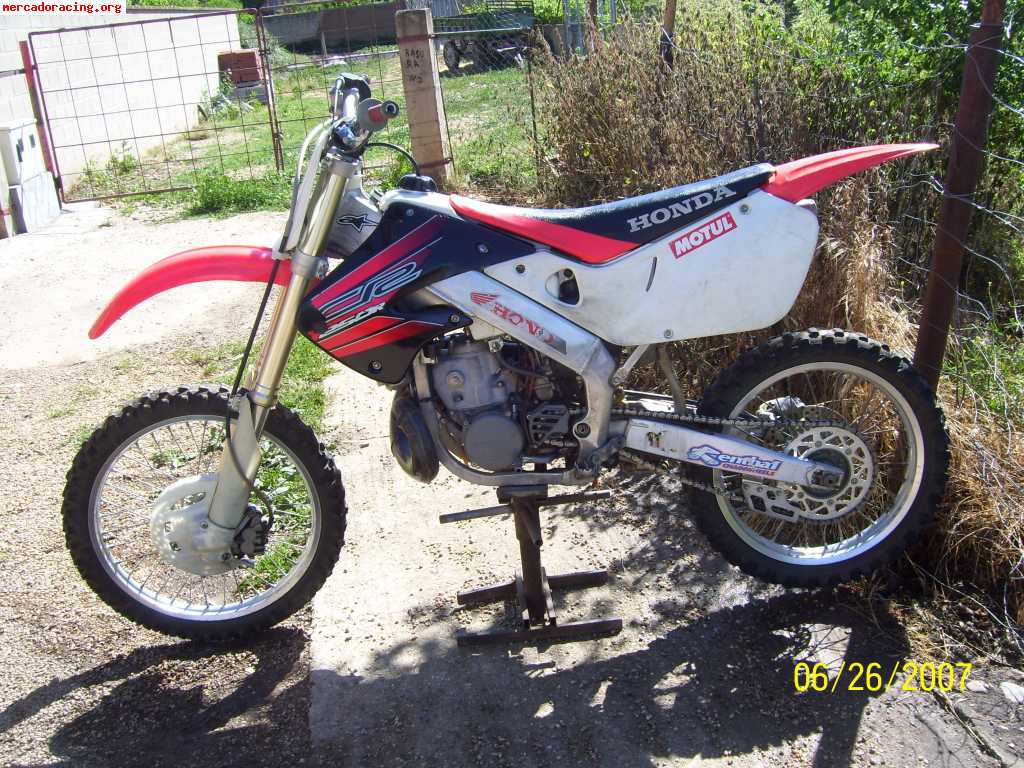 Se vende o cambia cr 250