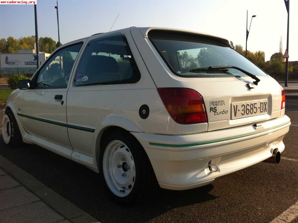 Se cambia ford fiesta rs turbo!!!