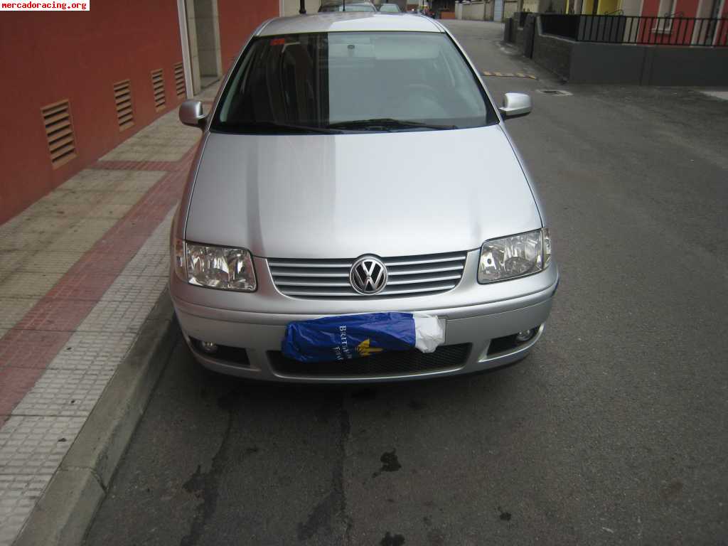  se vende volkswagen polo  1.4i trendline año 2001