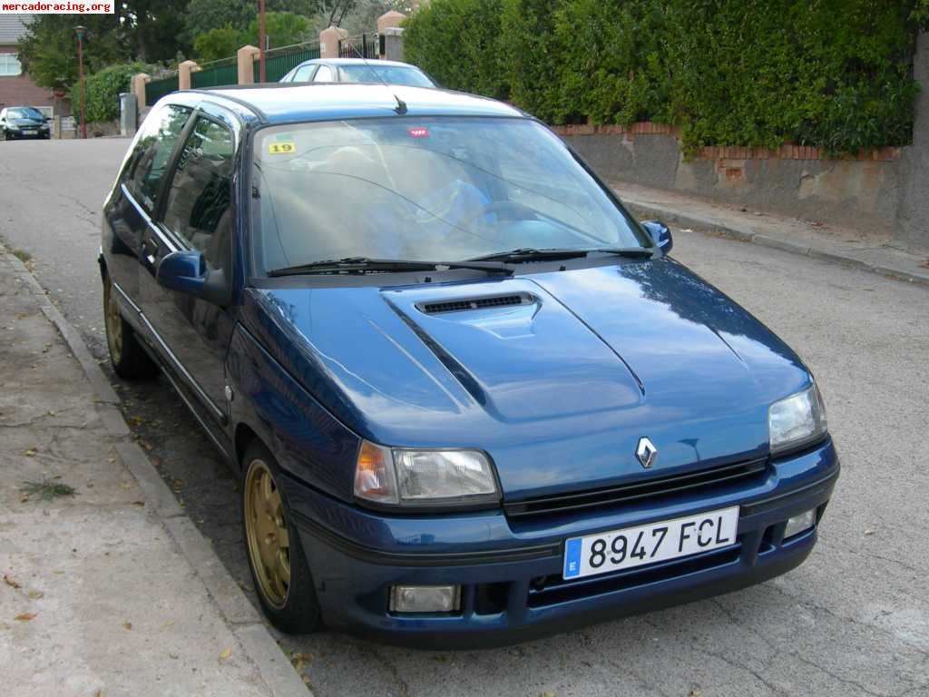 Clio williams