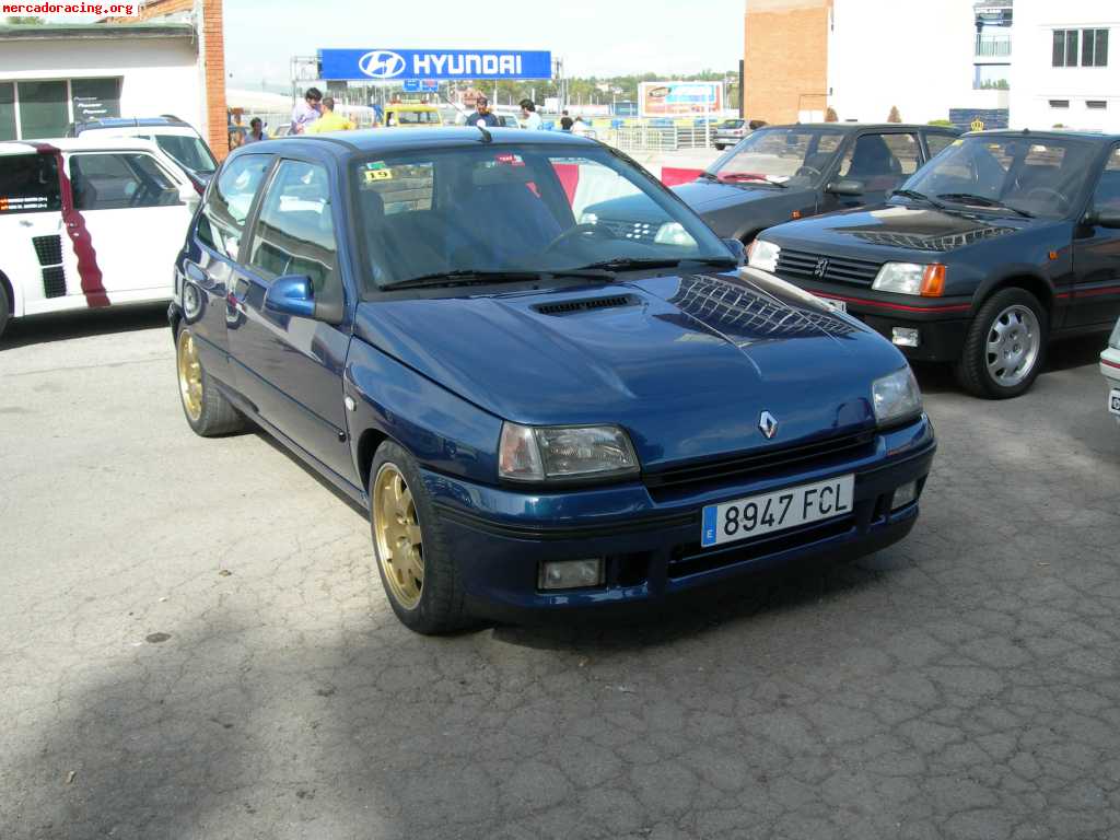 Clio williams