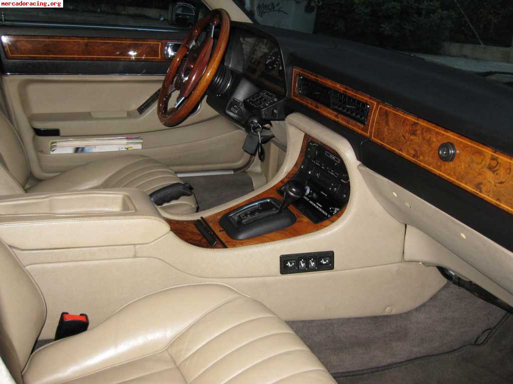 Vendo jaguar xj6 3.6 sovereign del 88. 2200 euros. urge