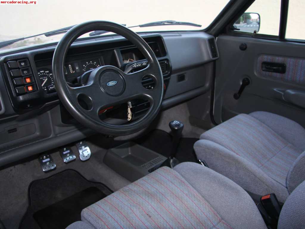 Se vende ford fiesta xr2