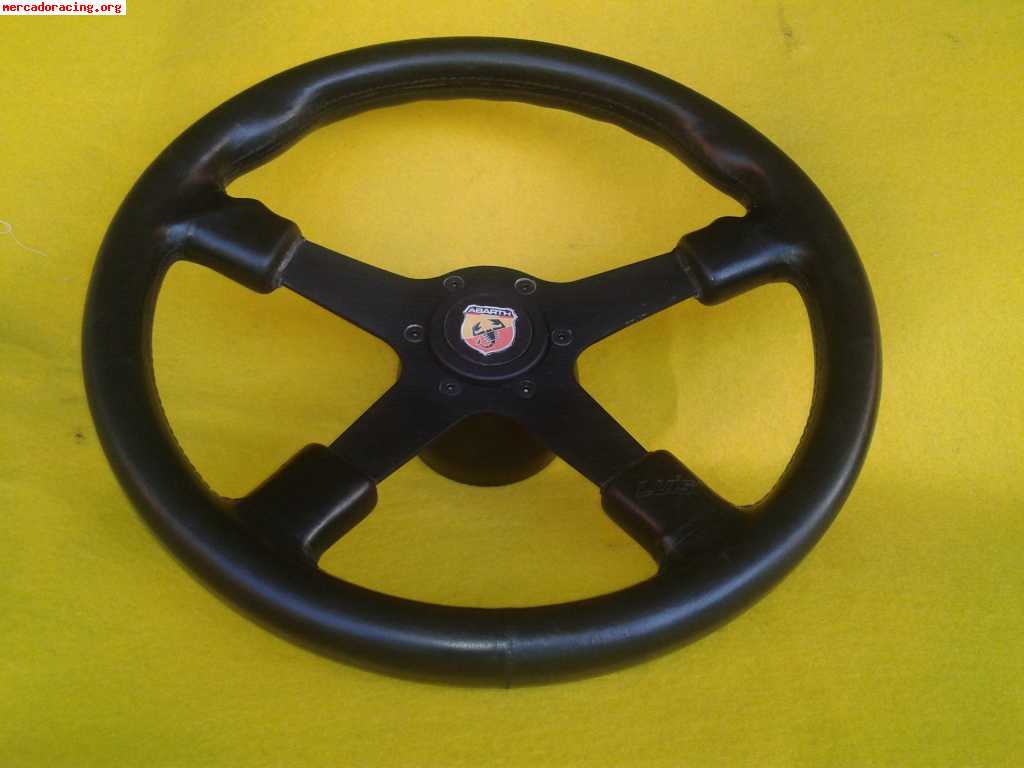 Volante y piña para seat 124 y 1430