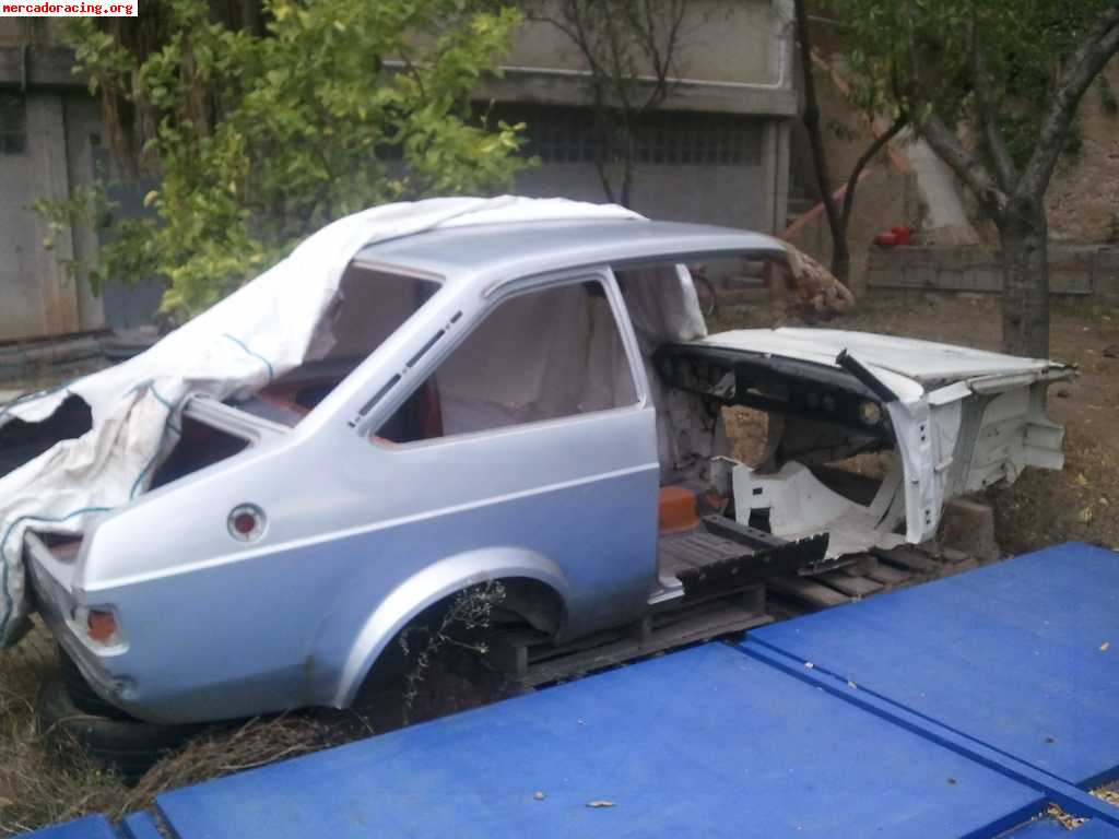 Vendo lote  de 3 carrocerias para despiece ford escort mk1 m