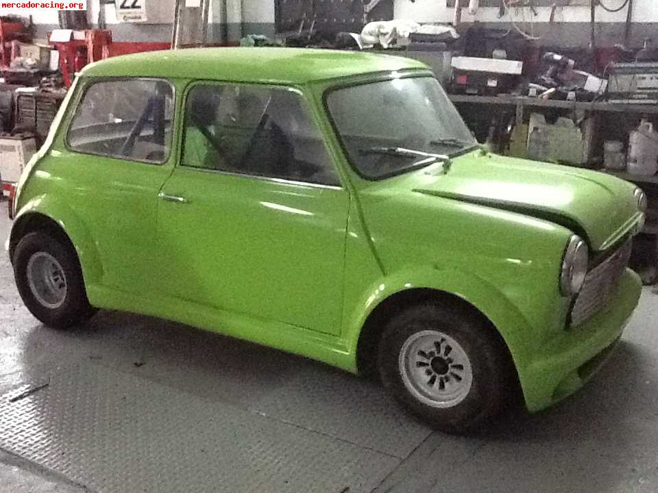 Mini con motor 1300cc