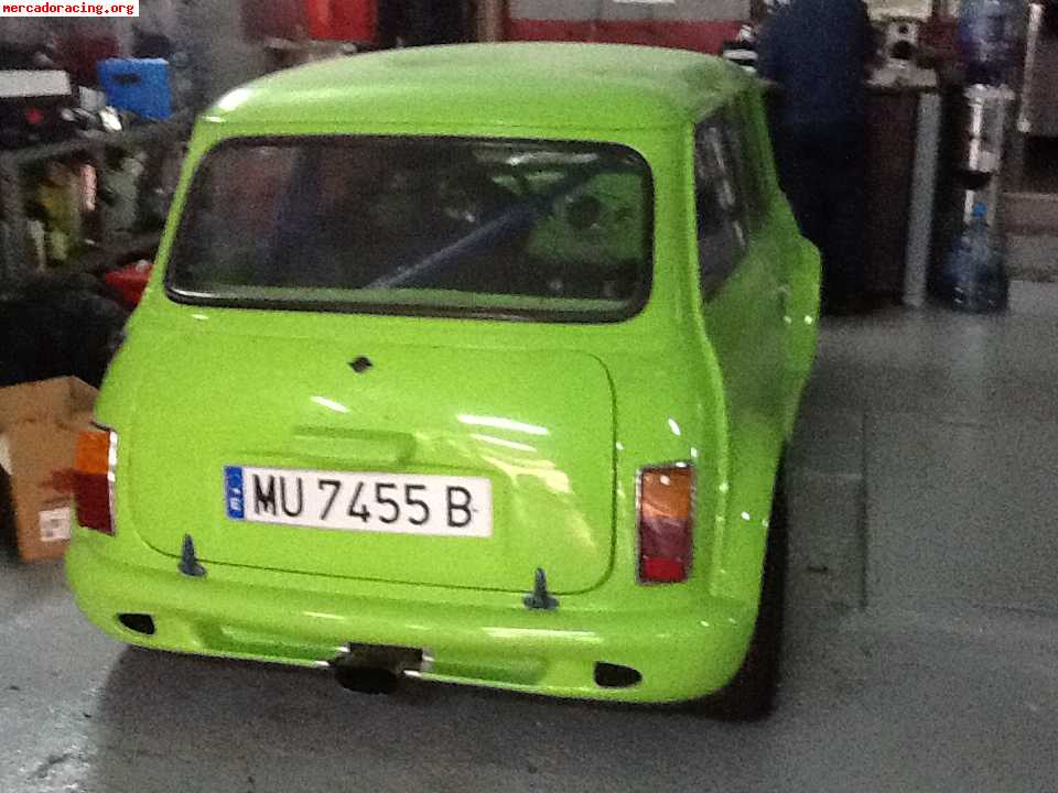 Mini con motor 1300cc