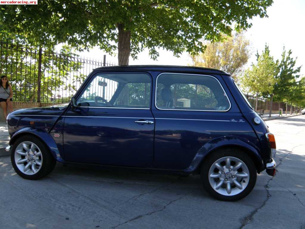 Se vende mini cooper 1.3i edicion limitada blue star 7500€