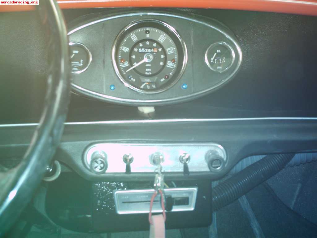 Se vende o cambia morris mini 1972 por ford scort mk1