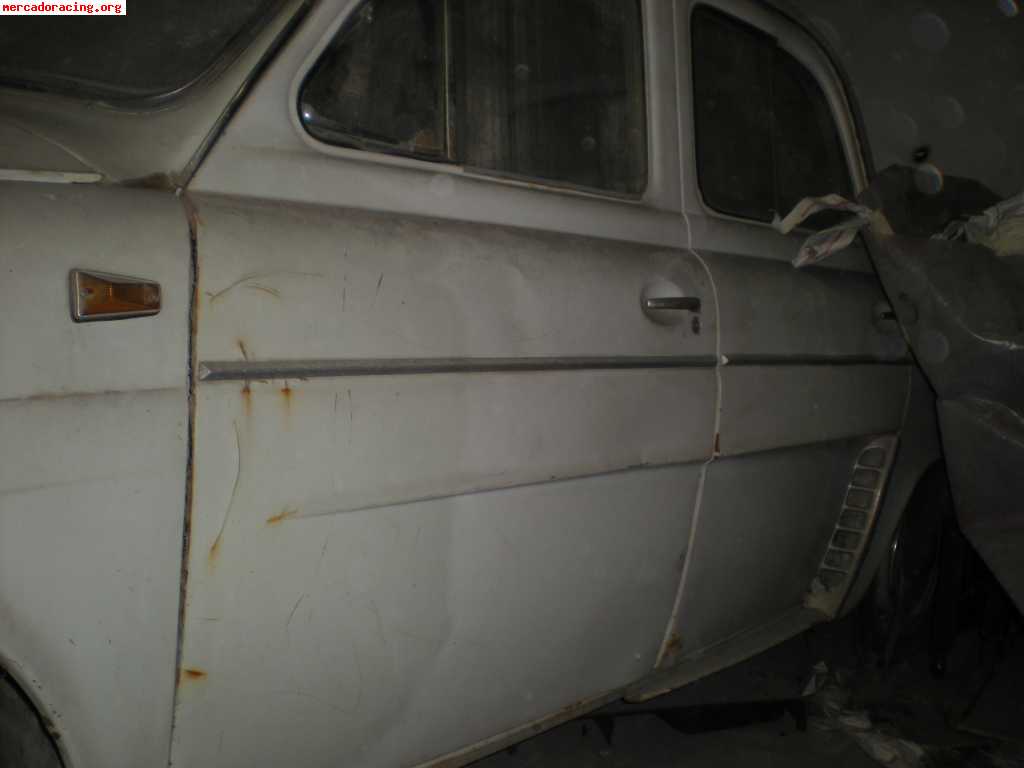 ---------------------vendo renault dauphine gordini---------