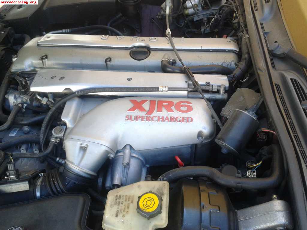 Jaguar xjr supercharged