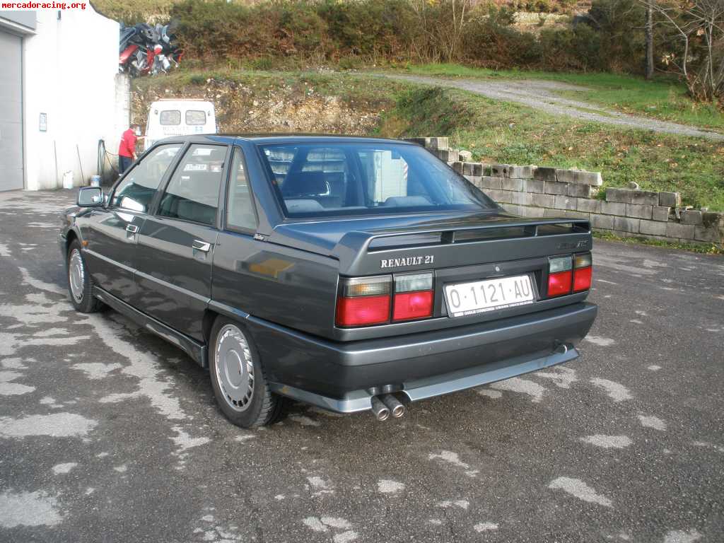 Renault 21 turbo