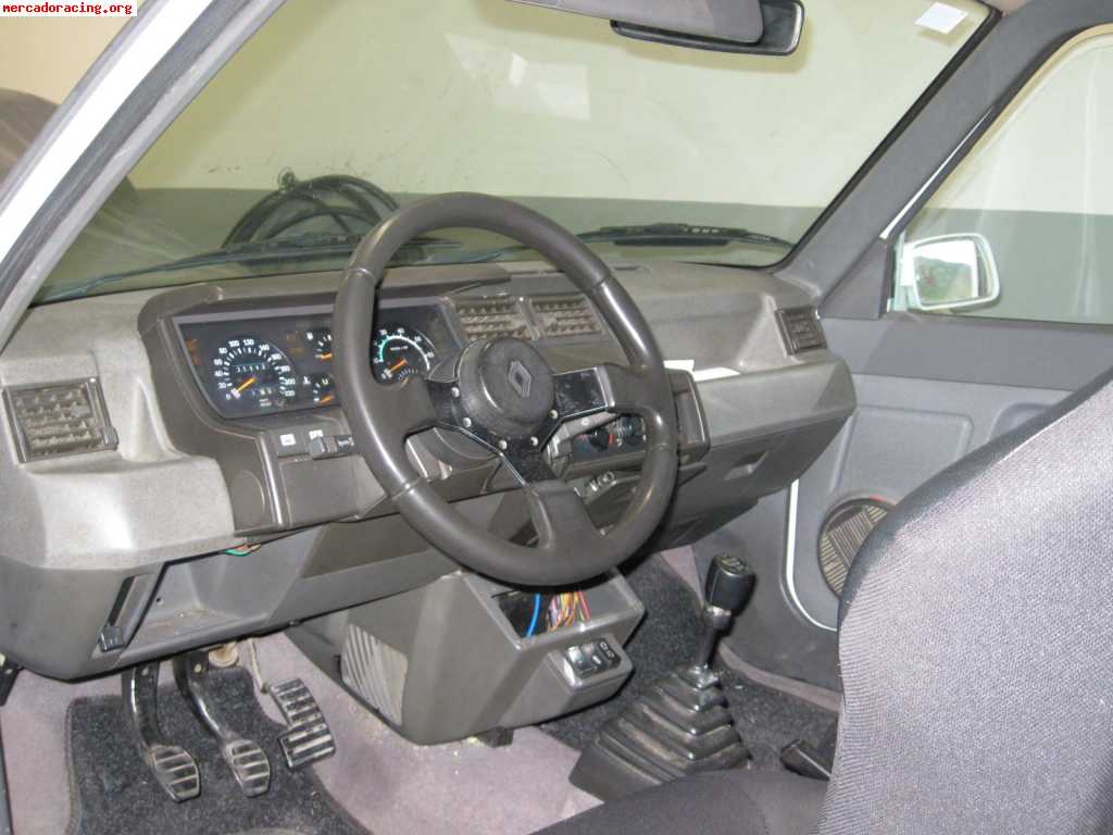 Se vende renault 5 gt turbo en pamplona