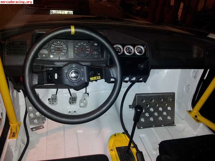 Peugeot 205 rallye homologado.