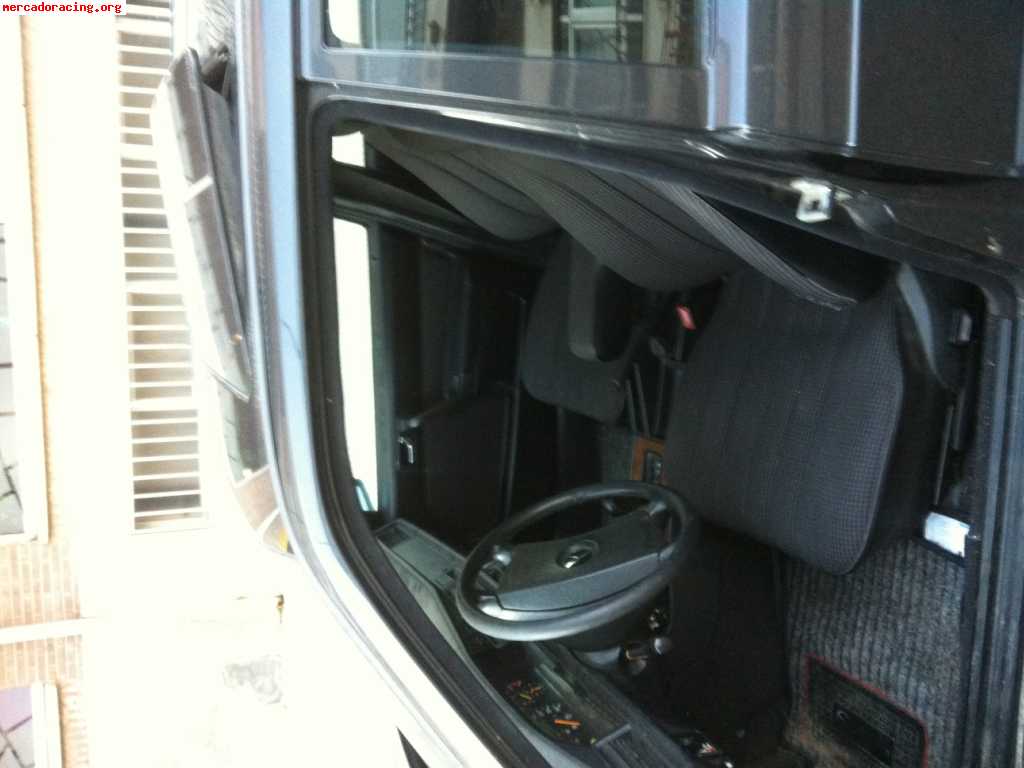 Mercedes 190 2.6 160cv aut