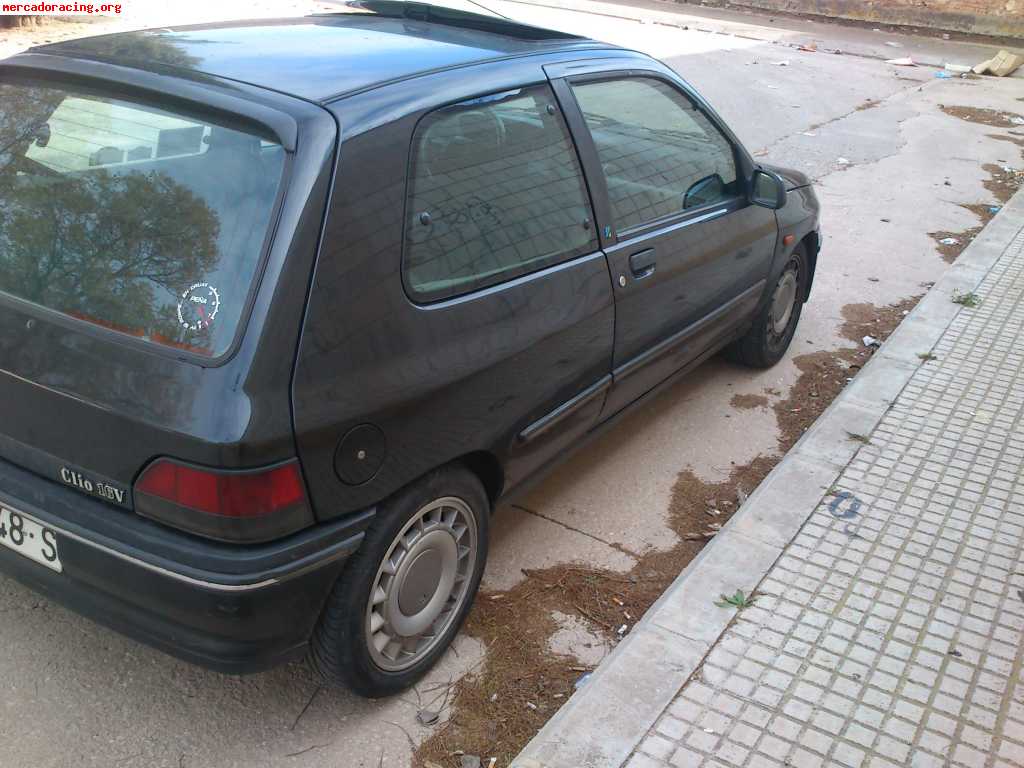 Se vende renault clio 1.8 16v 140cv del año 1991