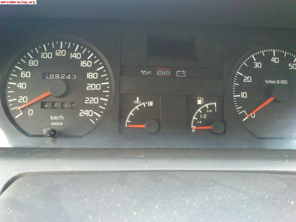 Se vende renault clio 1.8 16v 140cv del año 1991