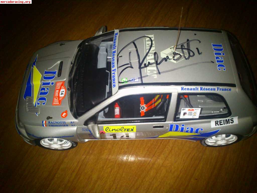 Se vende maqueta de clio maxi de jean ragnotti escala 1/18
