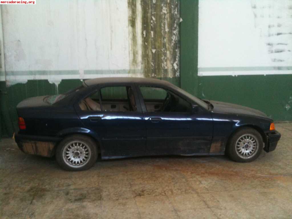 Bmw 320 ----------------- 400 euros.