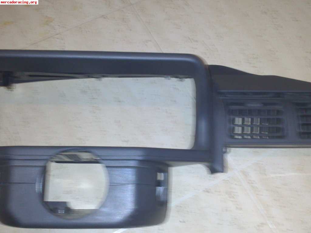 Emvovente cuadro km de peugeot 205 gti color gris 