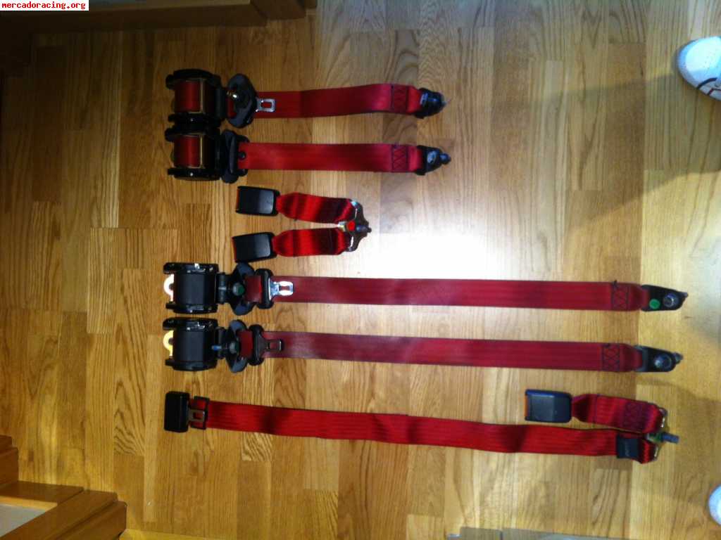 Juego cinturones rojo completo ford 140€ (madrid)