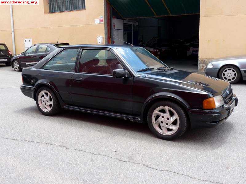 Ford escort rs turbo