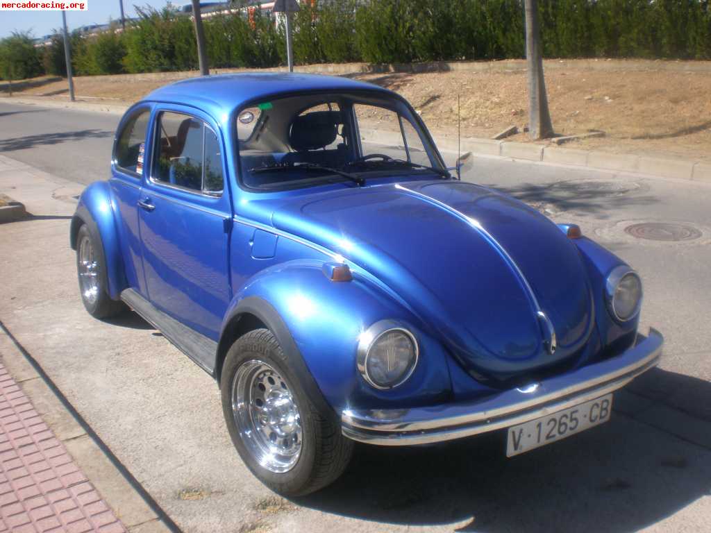 Se vende volkswagen escarabajo 1303  4.000 €