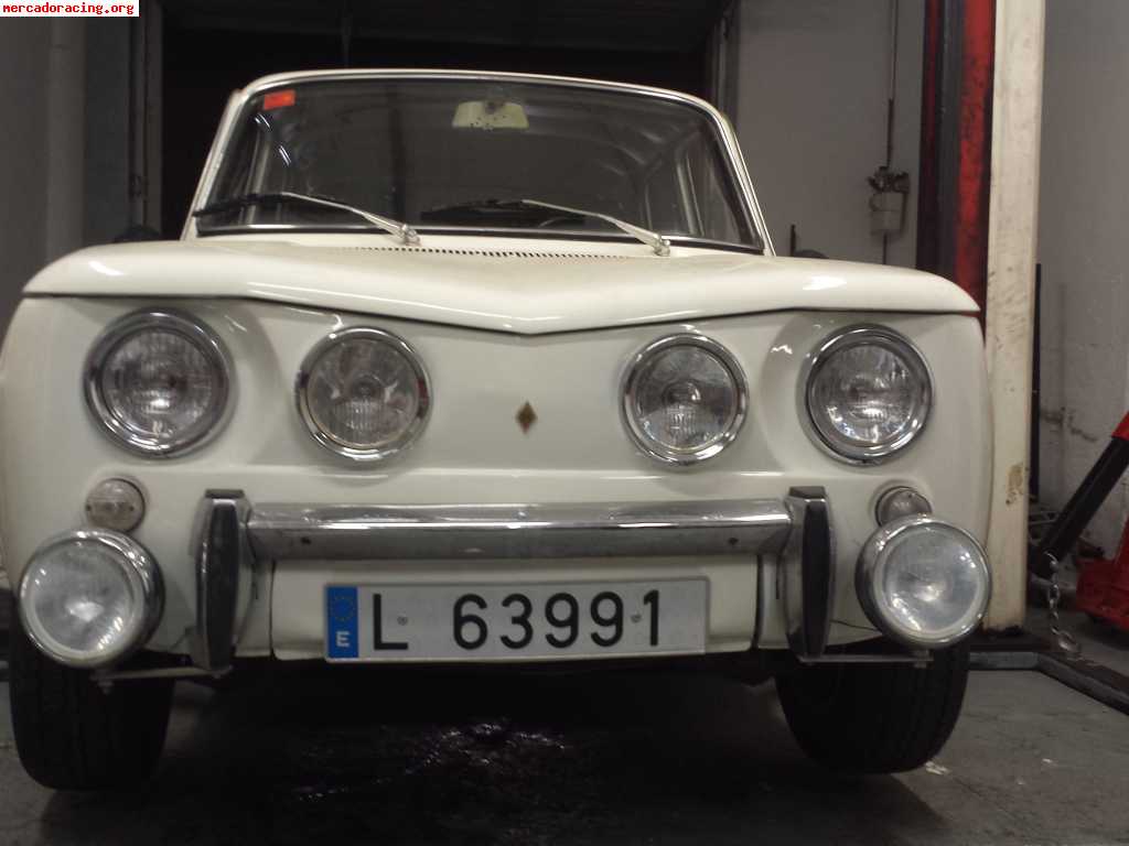 Vendo renault r8