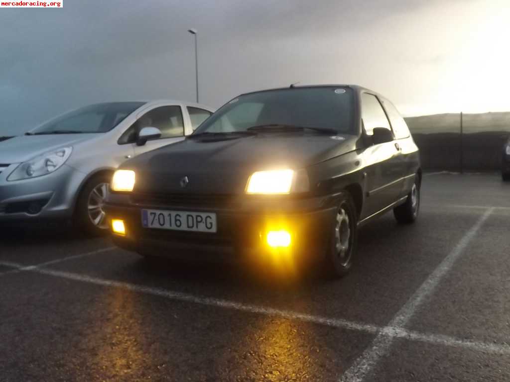 Renault clio 16v