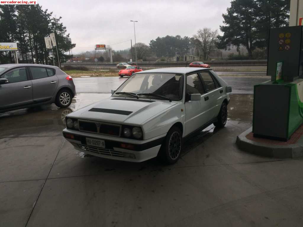 Lancia delta integrale16v