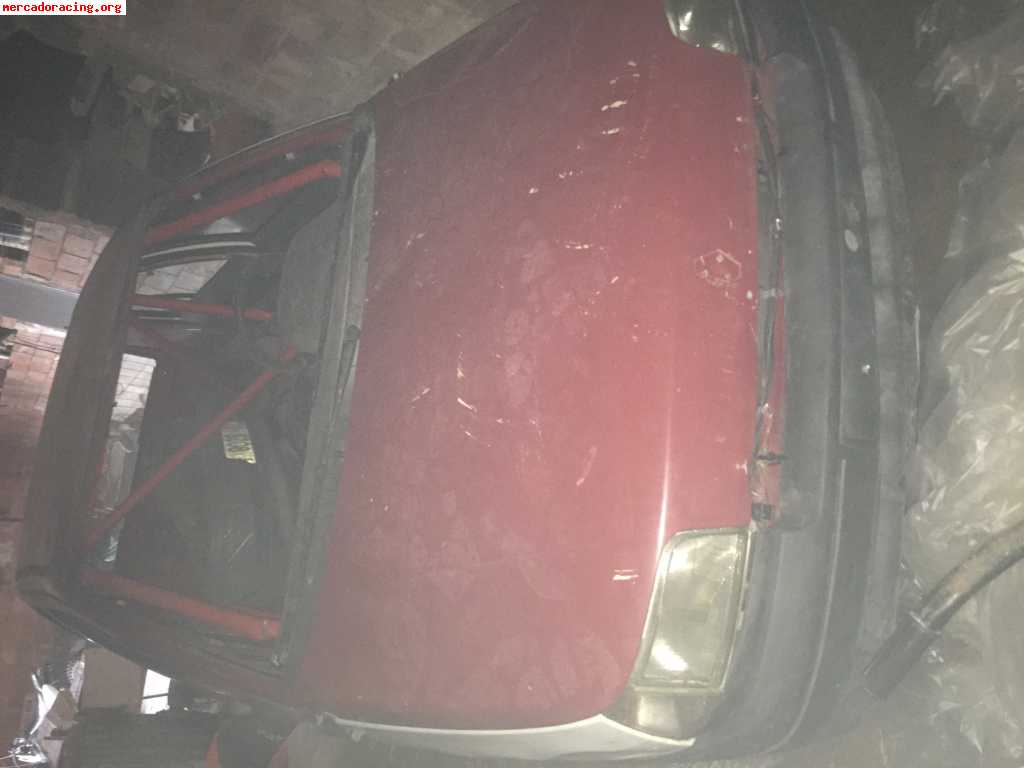 Vendo clio 1.8s sin papeles